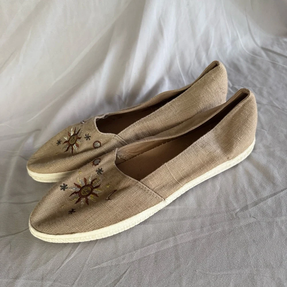 Keds Beige Canvas Espadrilles Celestial Sun and Moon Embroidery Slip On Size 10 - Picture 7 of 10